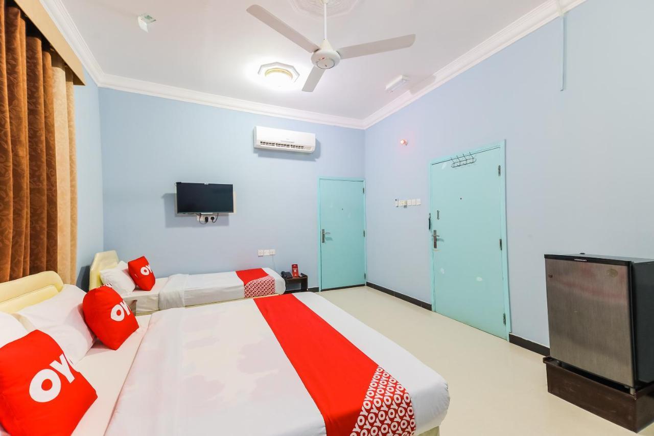 Super Oyo 110 Ras Al Hadd Guest House Exterior photo