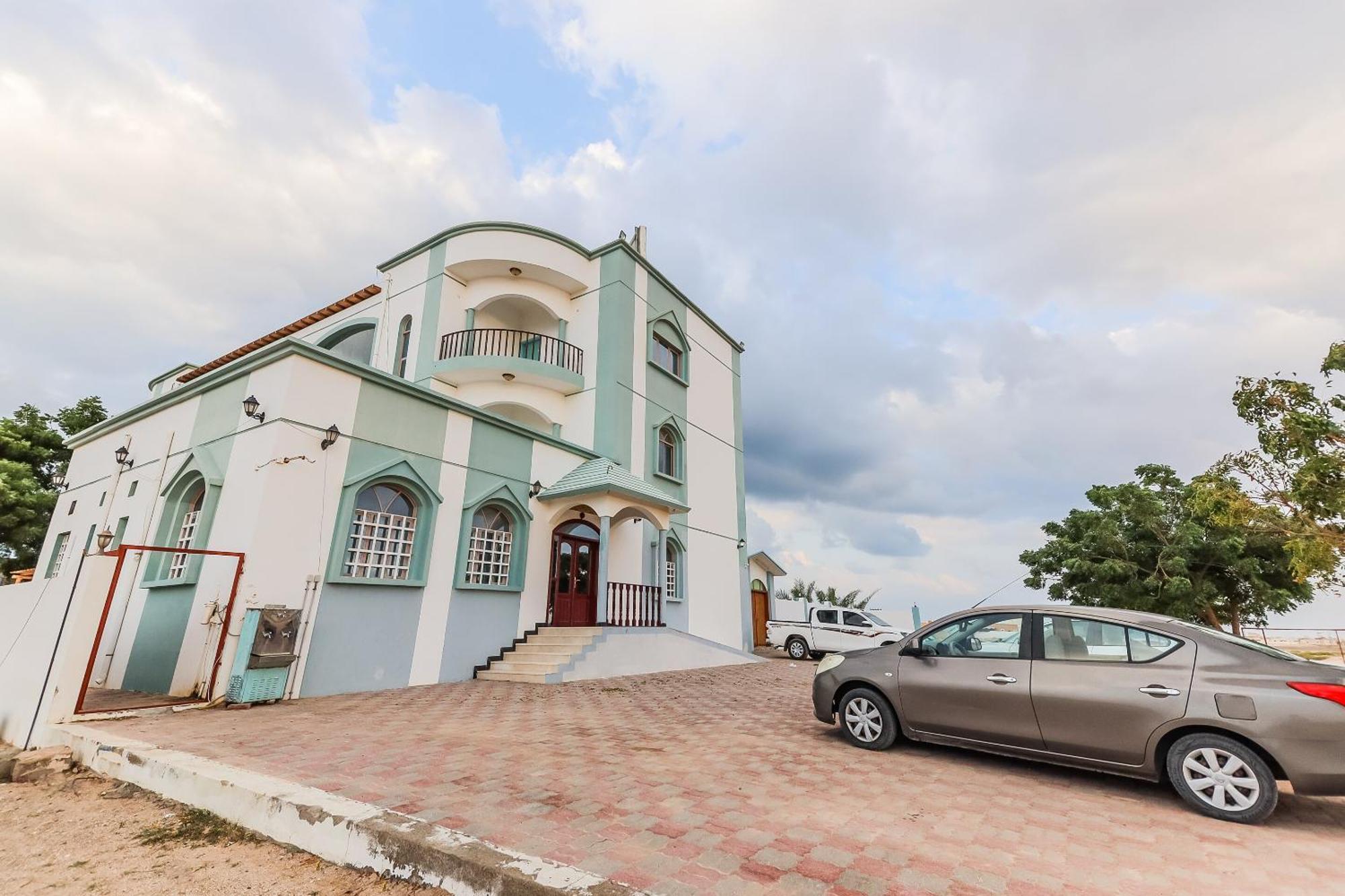 Super Oyo 110 Ras Al Hadd Guest House Exterior photo