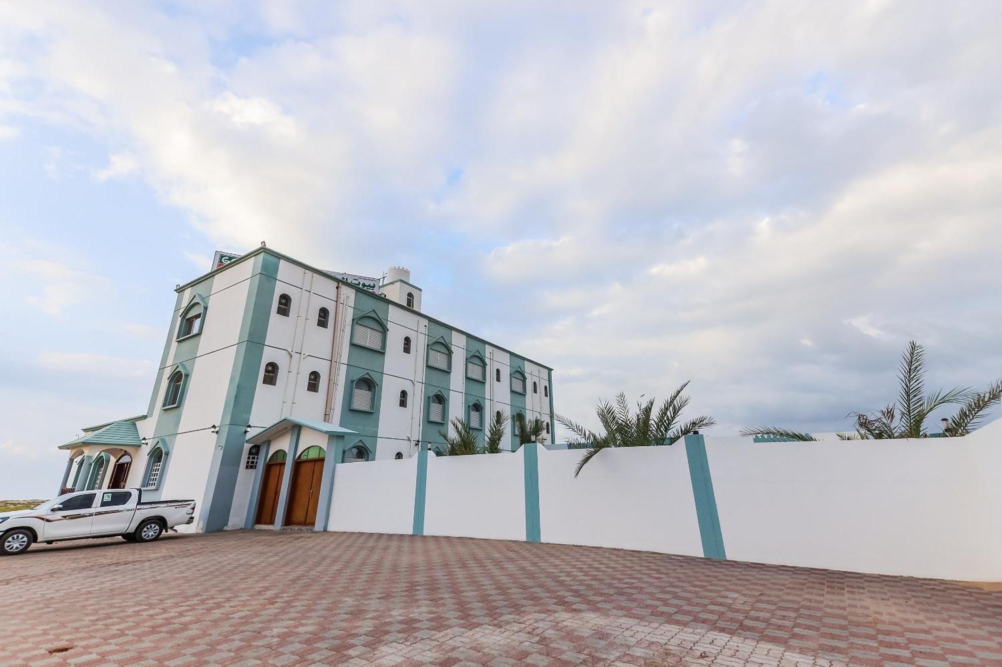 Super Oyo 110 Ras Al Hadd Guest House Exterior photo